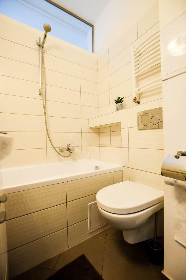 Szewska Str. Apartment Wrocław Buitenkant foto